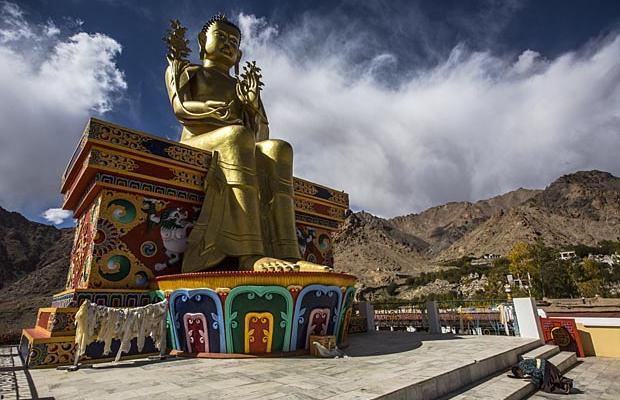 Golden-Buddha Golden-Buddha