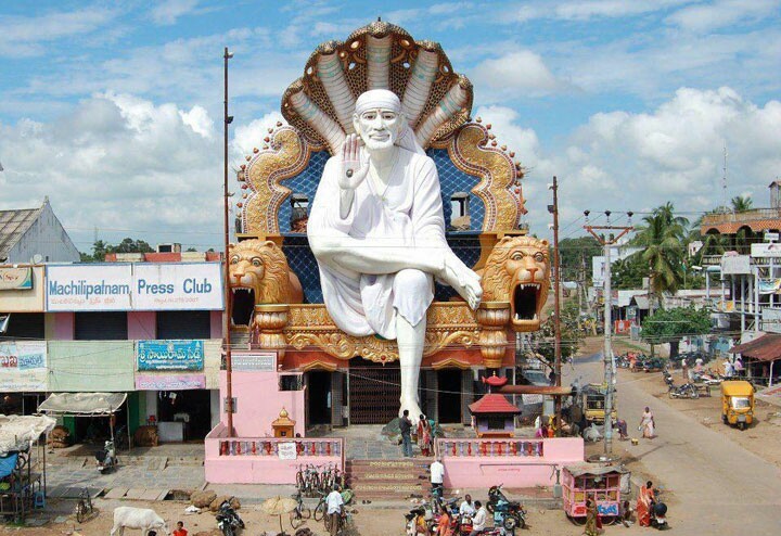 sai-baba-statue-machilipatnam sai-baba-statue-machilipatnam