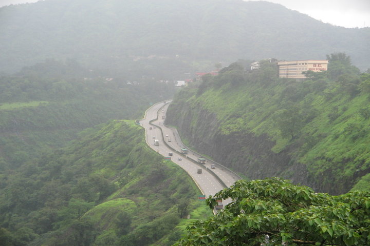 Mumbai-Pune-Express-Highway