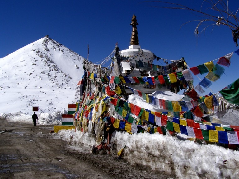 chang-la-pass chang-la-pass