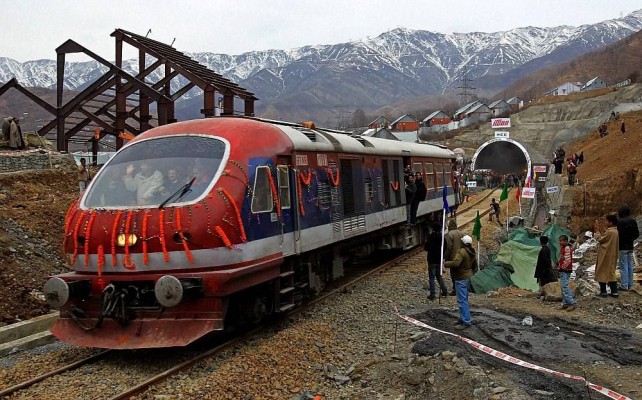 Banihal-Qazigund-Tunnel