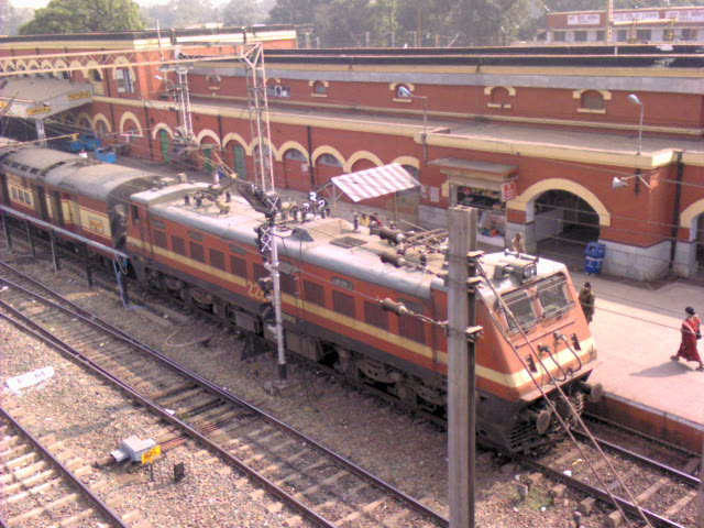 Kharagpur-Railway-Platform